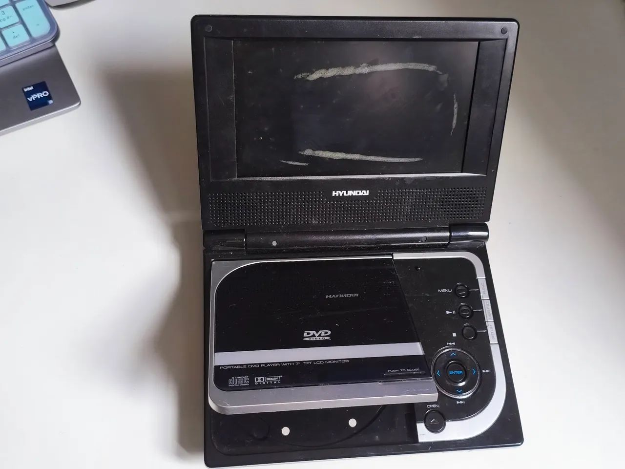 Aparelho dvd portátil com display
