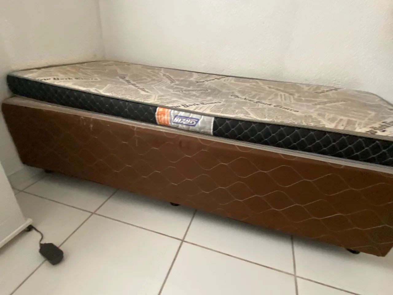 CAMA BOX SOLTEIRO COM COLCHÃO - Foto 2