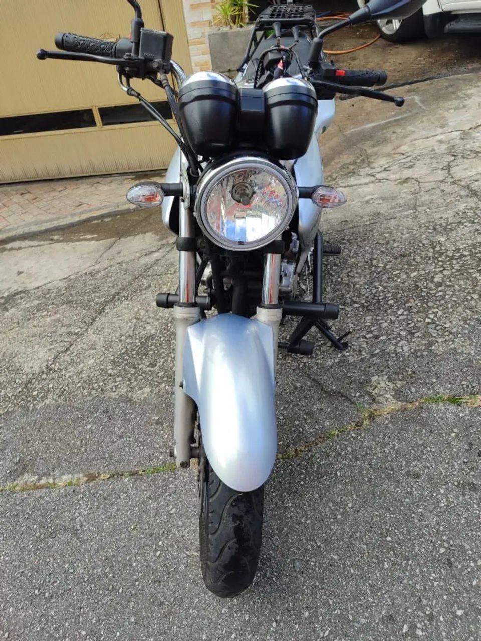 Fazer  250