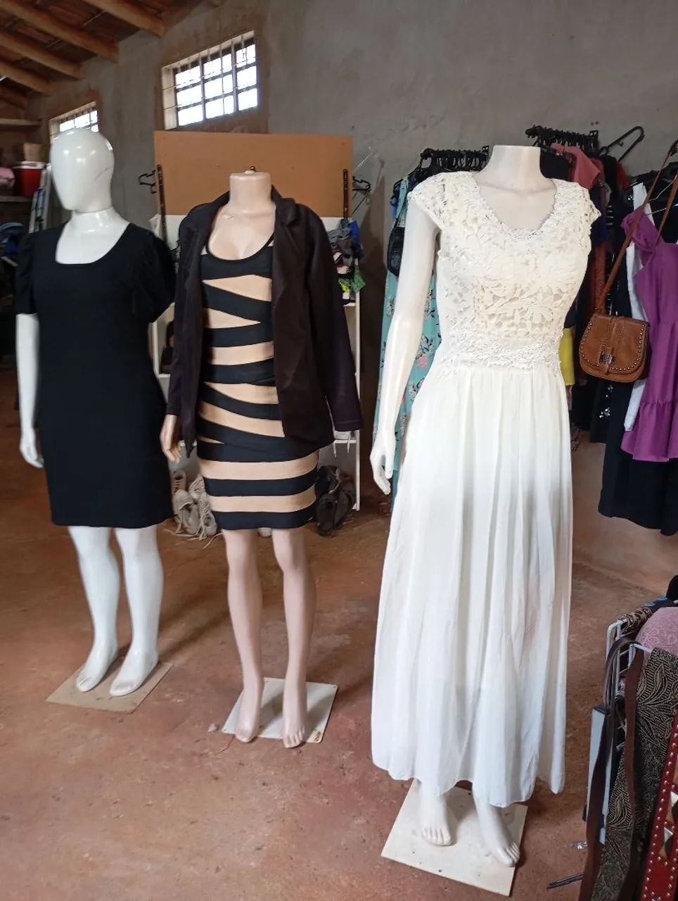 Vendo lotes de roupas para brechó  - Foto 2