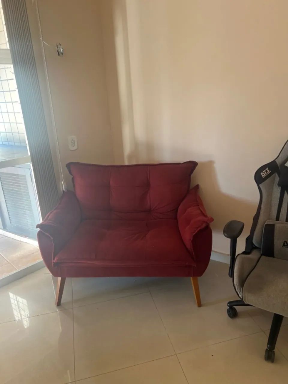 Poltrona estilo "Namoradeira"