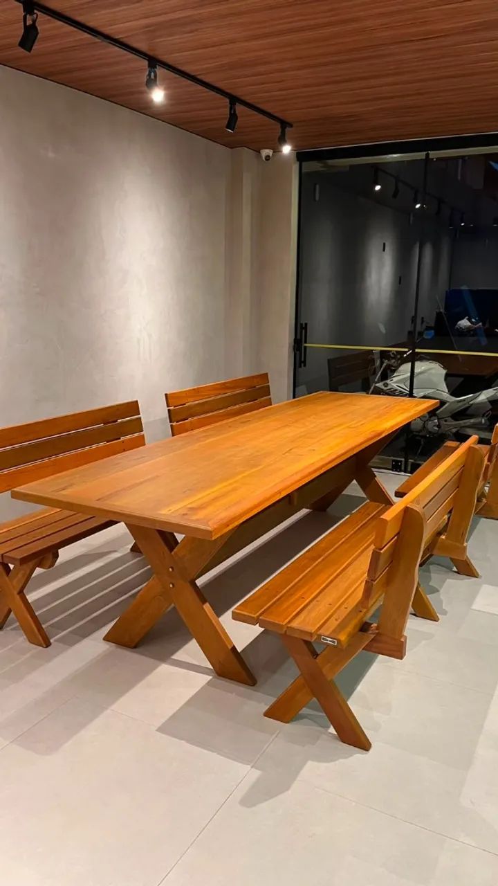 Mesa de madeira com cadeiras *NOVA* - Foto 2