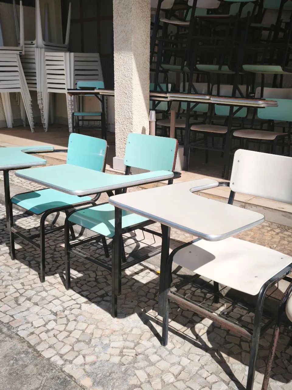 Mobiliário p/ Escolas e Comércios (Cadeiras) - A partir R$ 15 - Foto 2