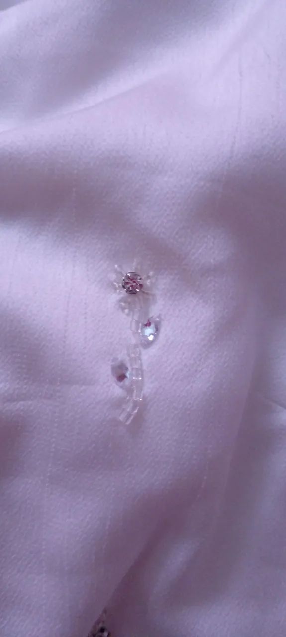 Blusa bege com pedrinhas G - Foto 5