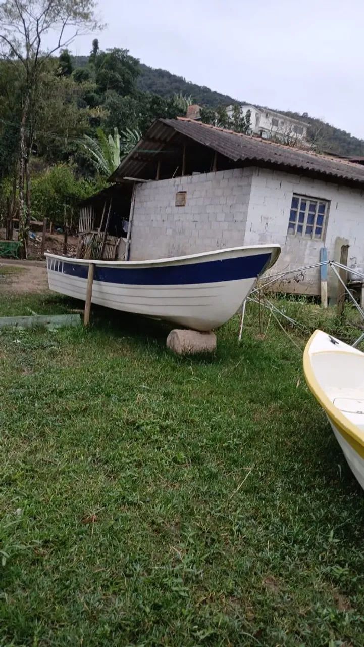 Barco de fibra com motor de 15 - Foto 4