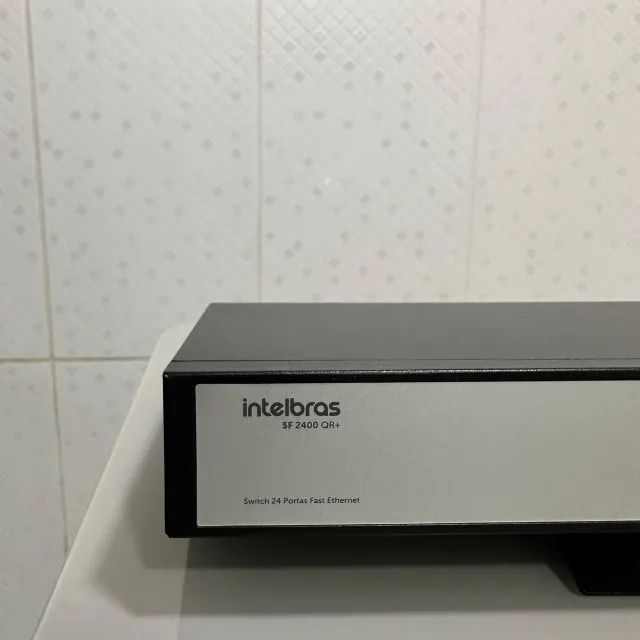 Switch Intelbras 24P Fast SF2400 QR+ - Foto 2