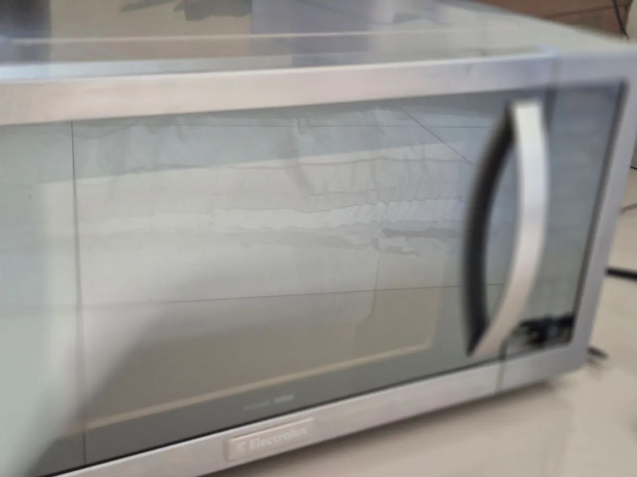 Microondas Electrolux PRO