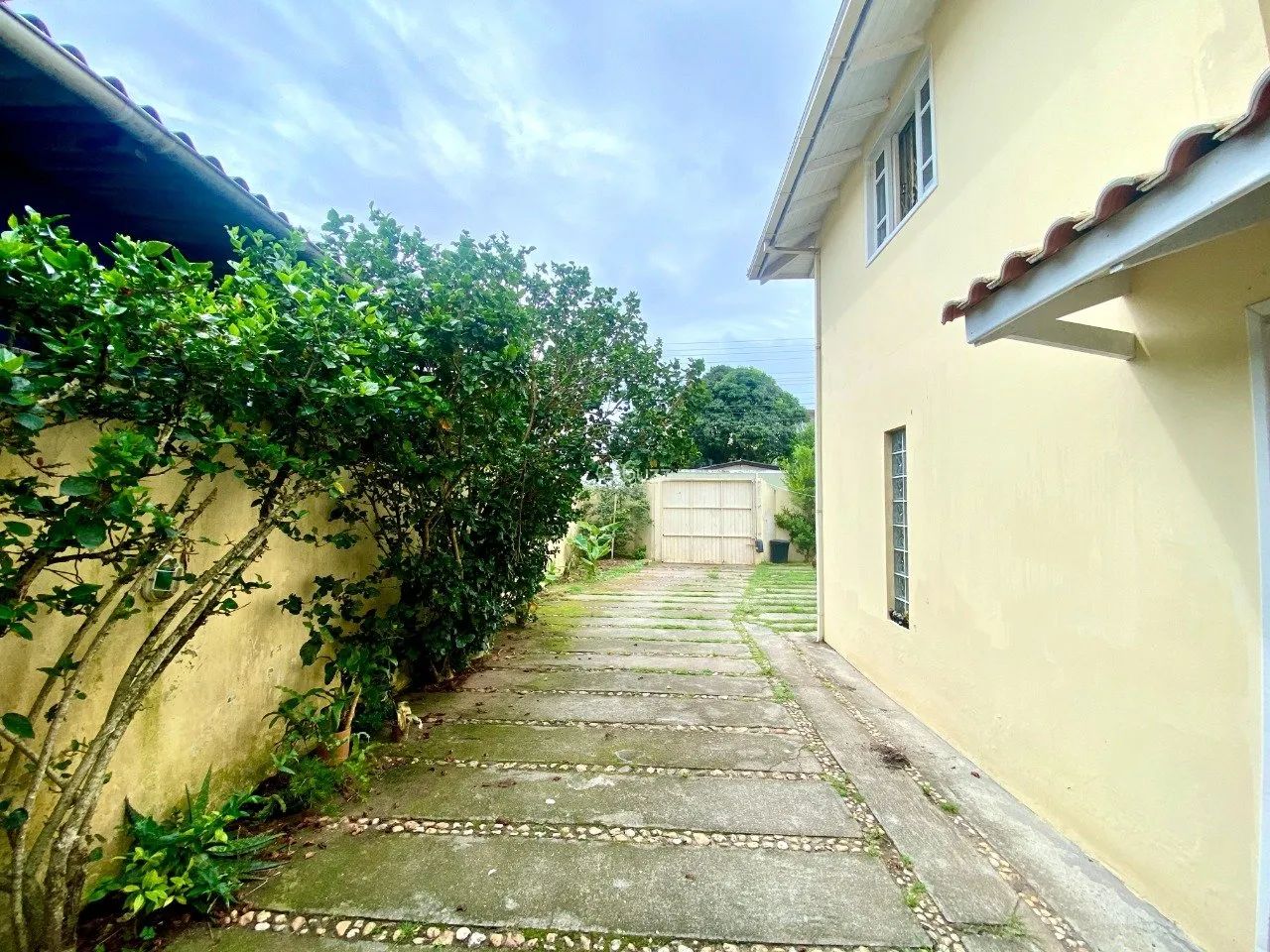 Casa com Piscina à Venda no Morro das Pedras! - Foto 4