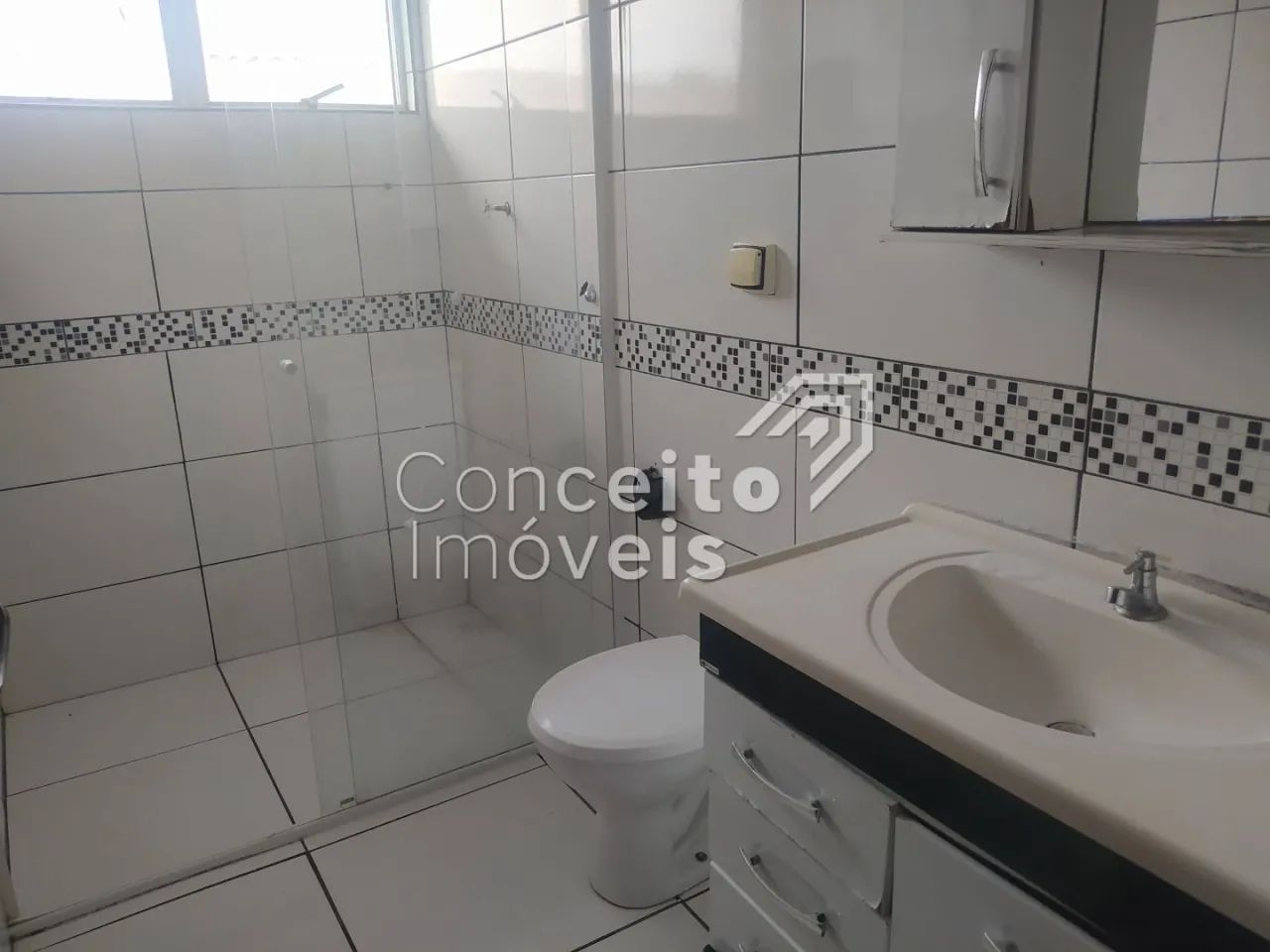 Residência com Amplo Terreno - Uvaranas - Cara Cará - Foto 5