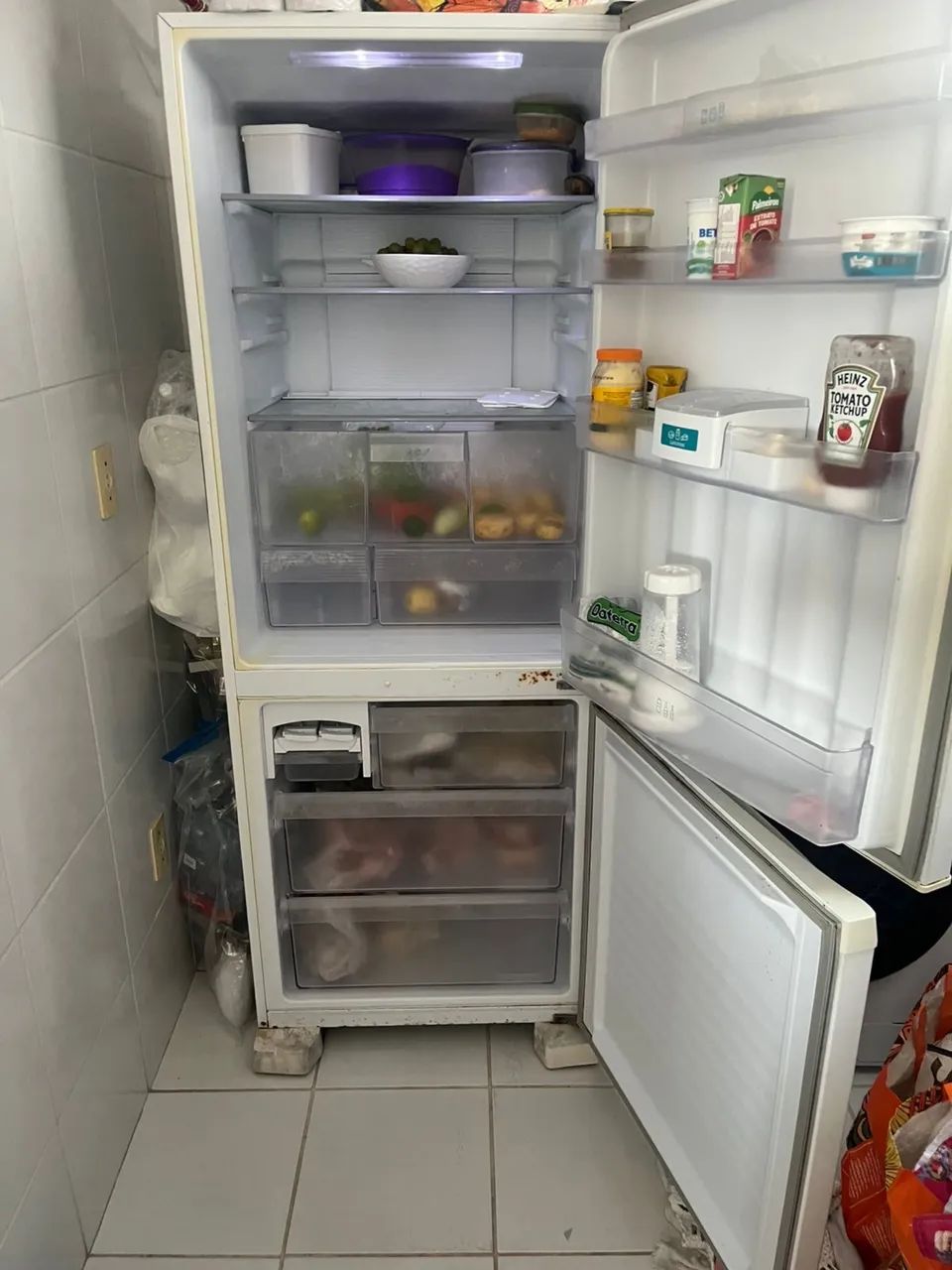 Vendo geladeira perfeita - Foto 2