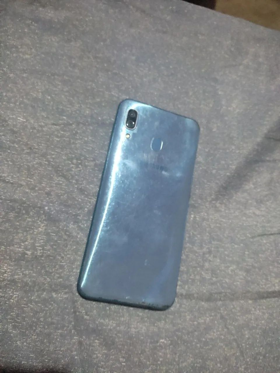 Celular quebrado 