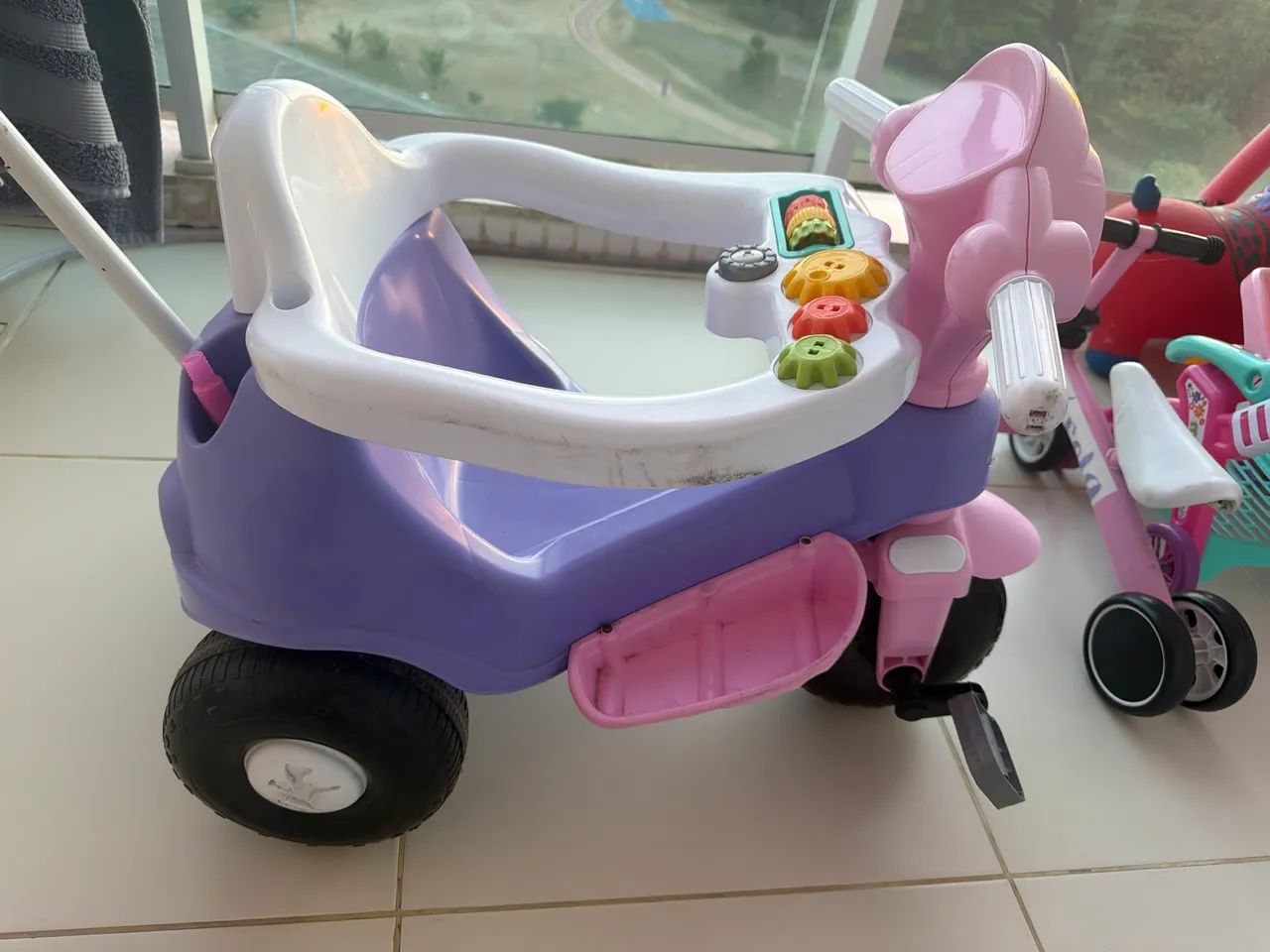 Triciclo infantil 