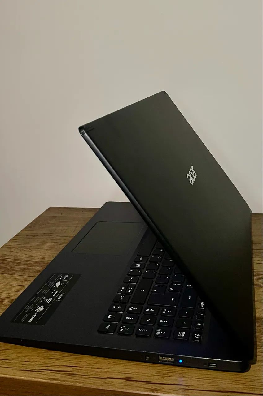 Notebook Acer Aspire i5  - Foto 2