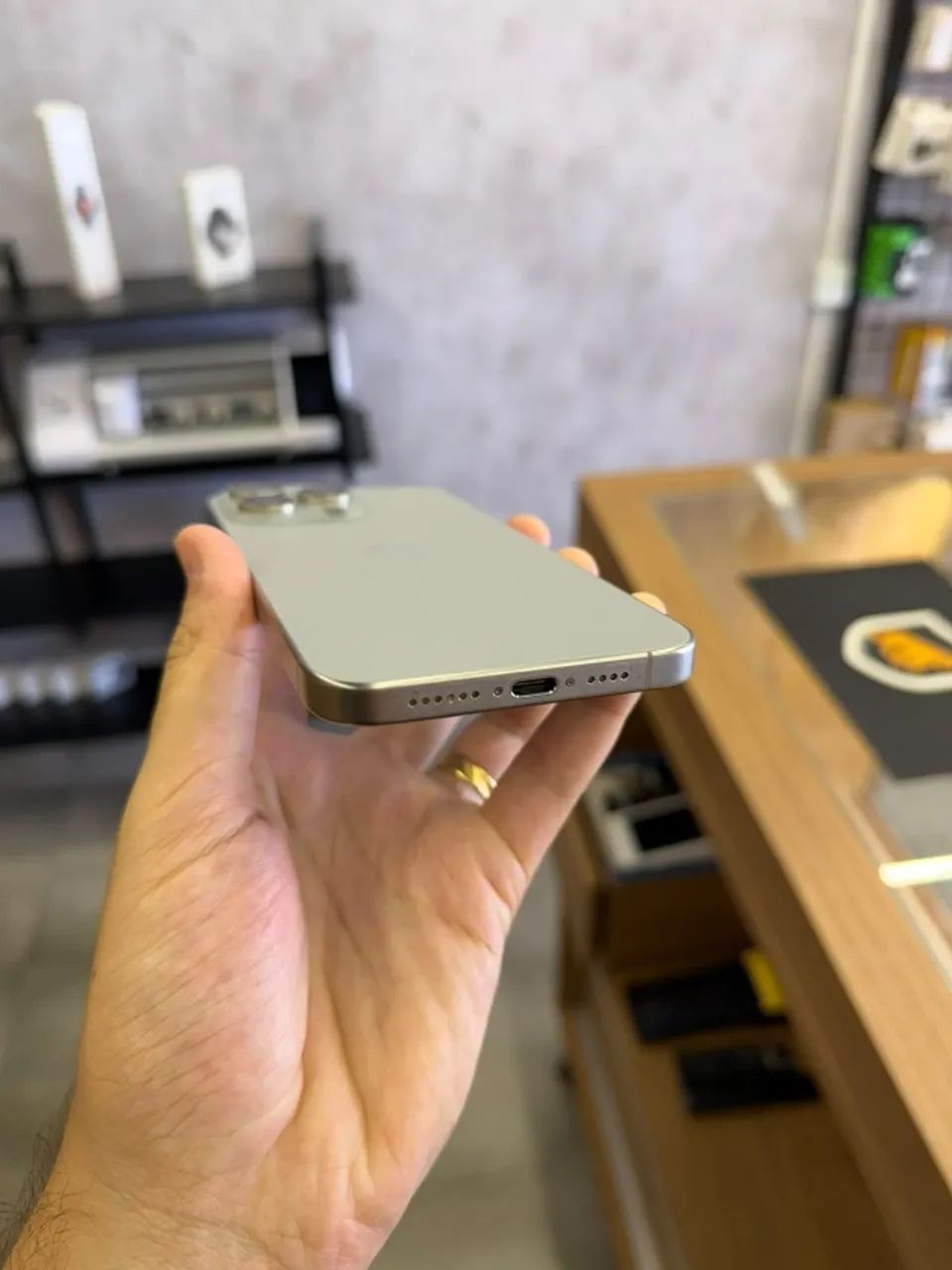 iPhone 15 pro max 256gb 82% (Anápolis) - Foto 4