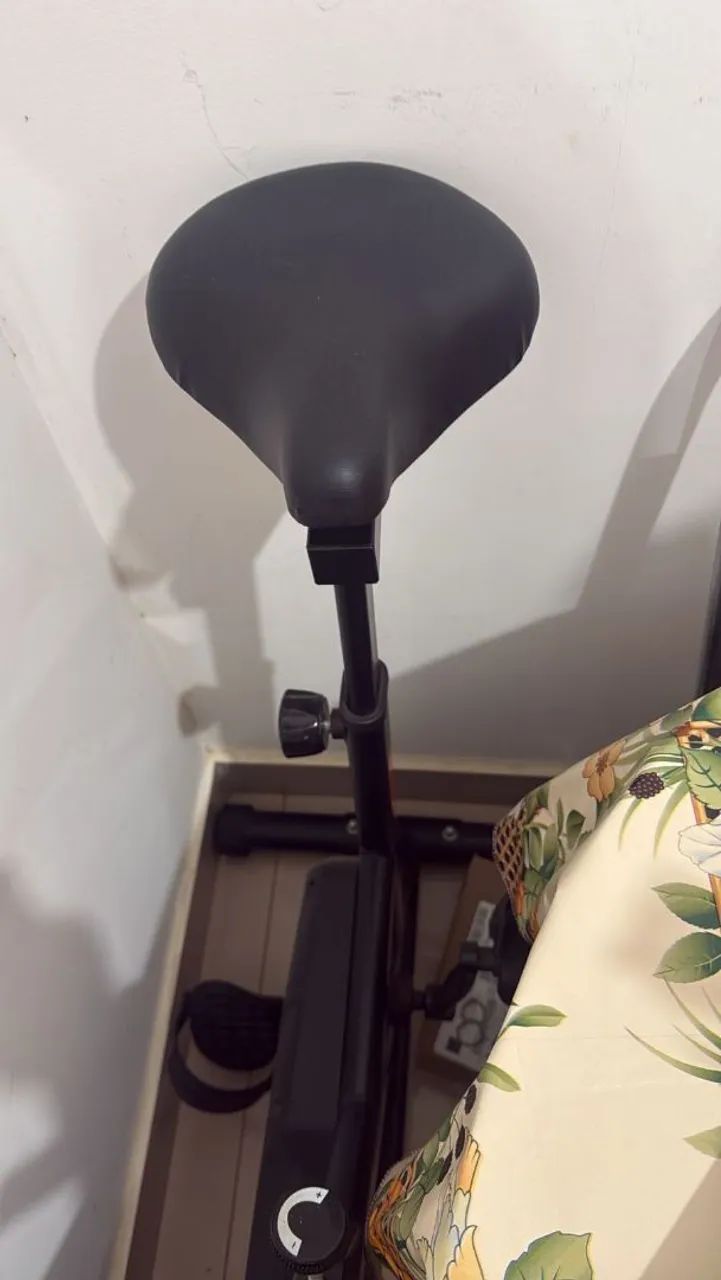 Vendo Bicicleta ergométrica semi nova - Foto 3