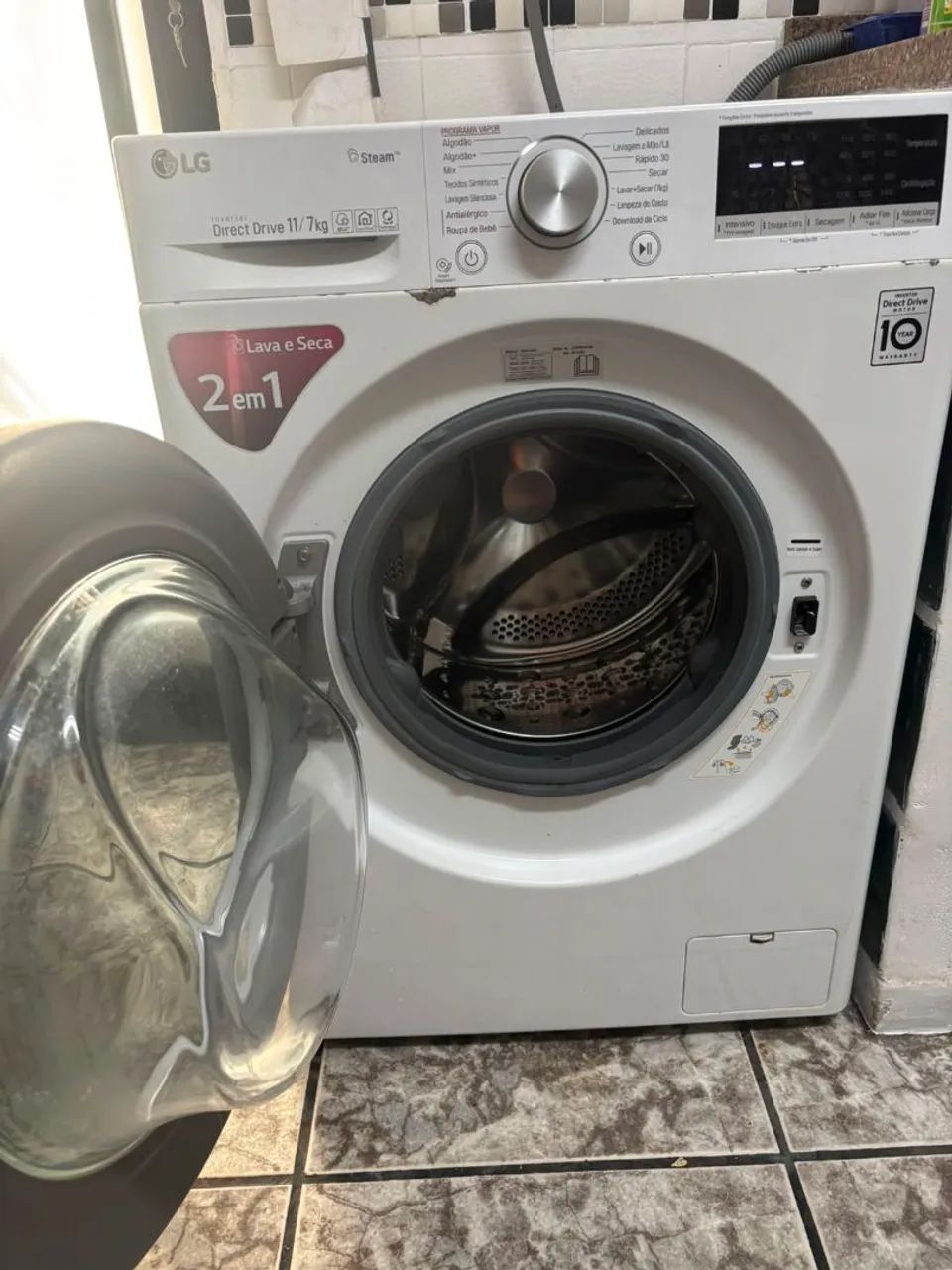 Máquina de lavar e secar LG
