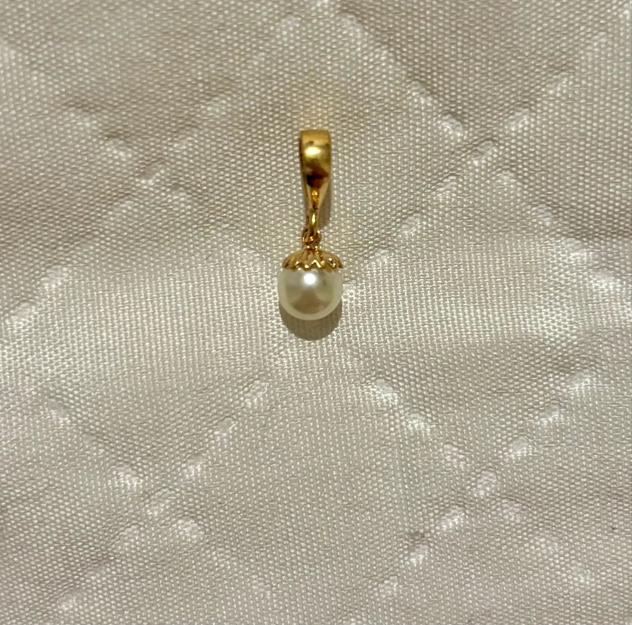 PINGENTE FOLHEADO A OURO COM PÉROLA. MED 0,6MM ROMMANEL  - Foto 3