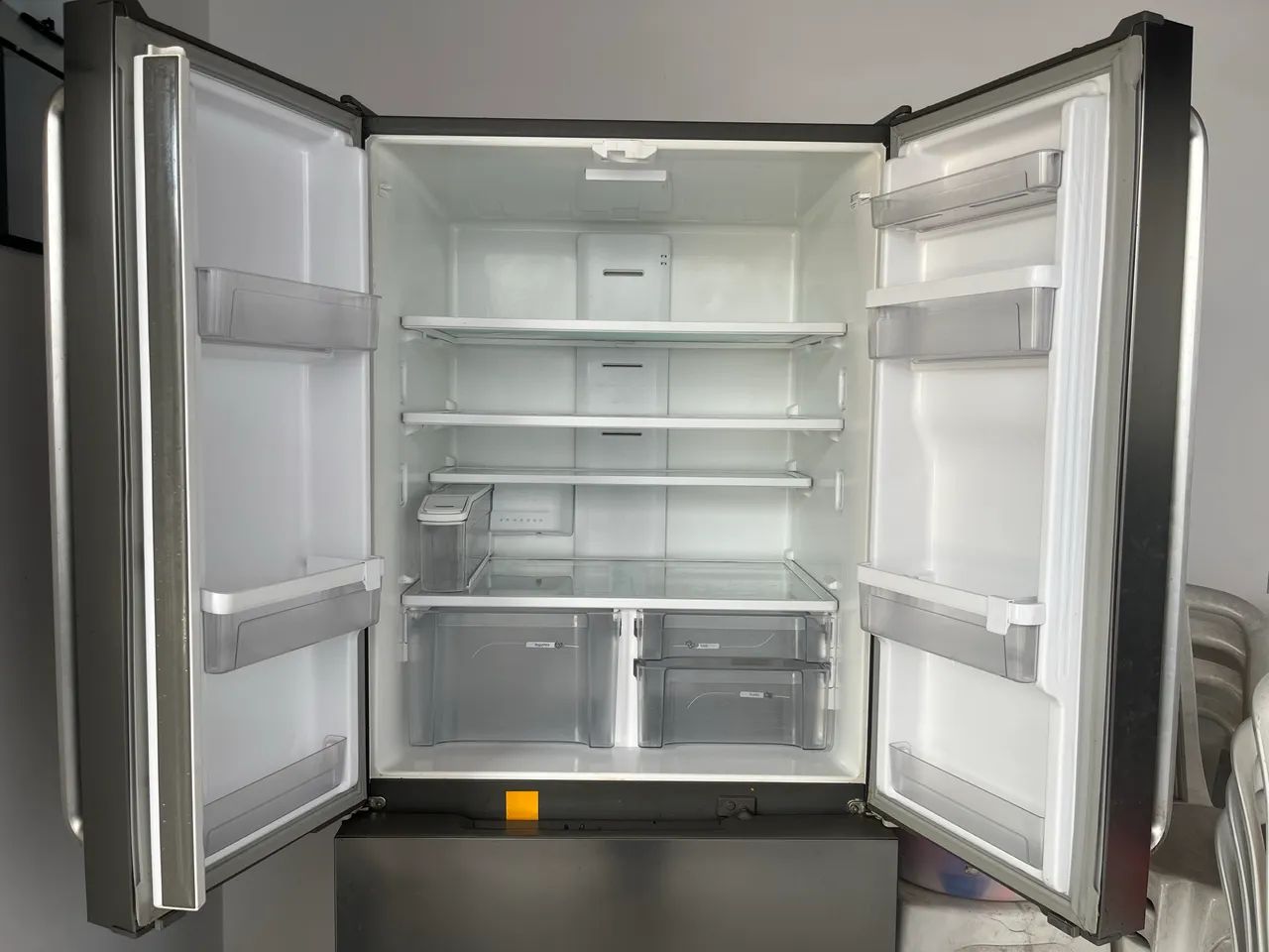GELADEIRA 