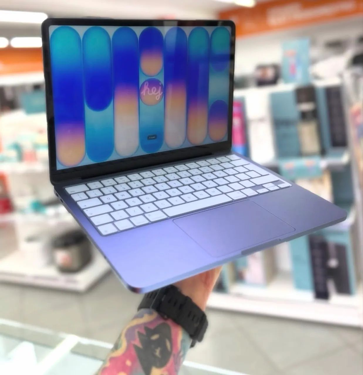 Apple MacBook neo インディゴ 256GB MacBook Neo, インディゴ, 256GBを購入 - Apple（日本）