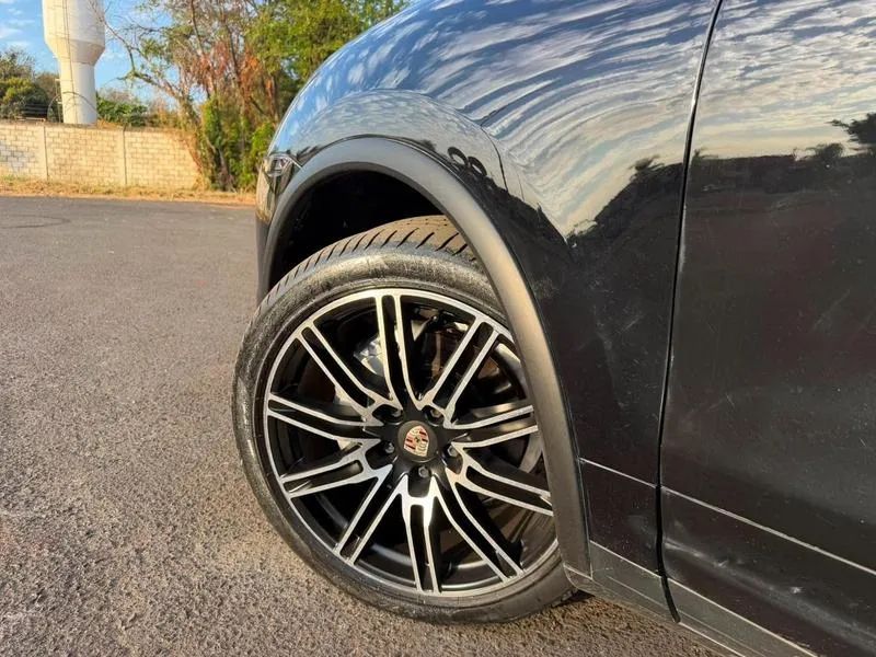 Porsche Cayenne S 4.5/4.8 2012 - Foto 5