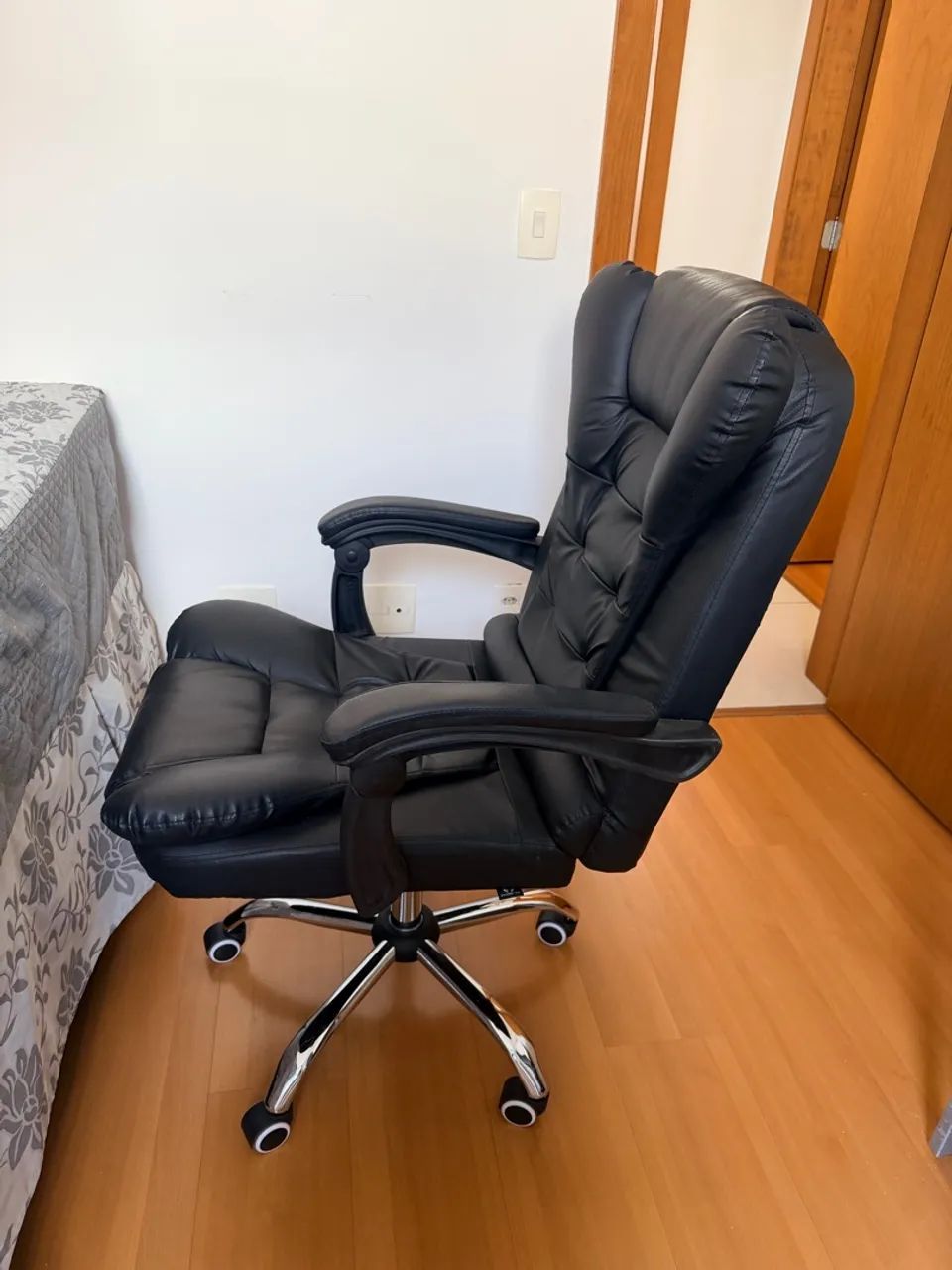 VENDO CADEIRA ESCRITÓRIO  - Foto 2