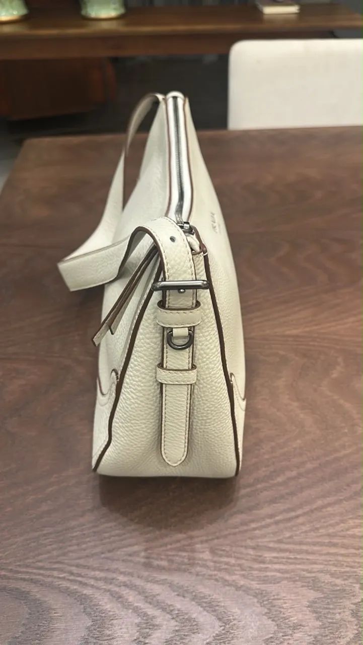 Bolsa Prada branca lanacamento exclusiva NOVA  - Foto 4