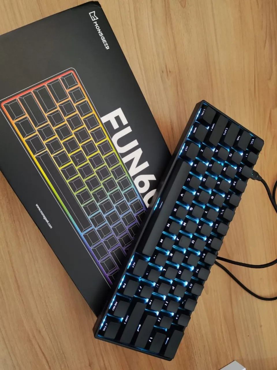 Teclado Fun 60 PRO Magnético 8K Hz ARGB (Novo) - Periféricos e