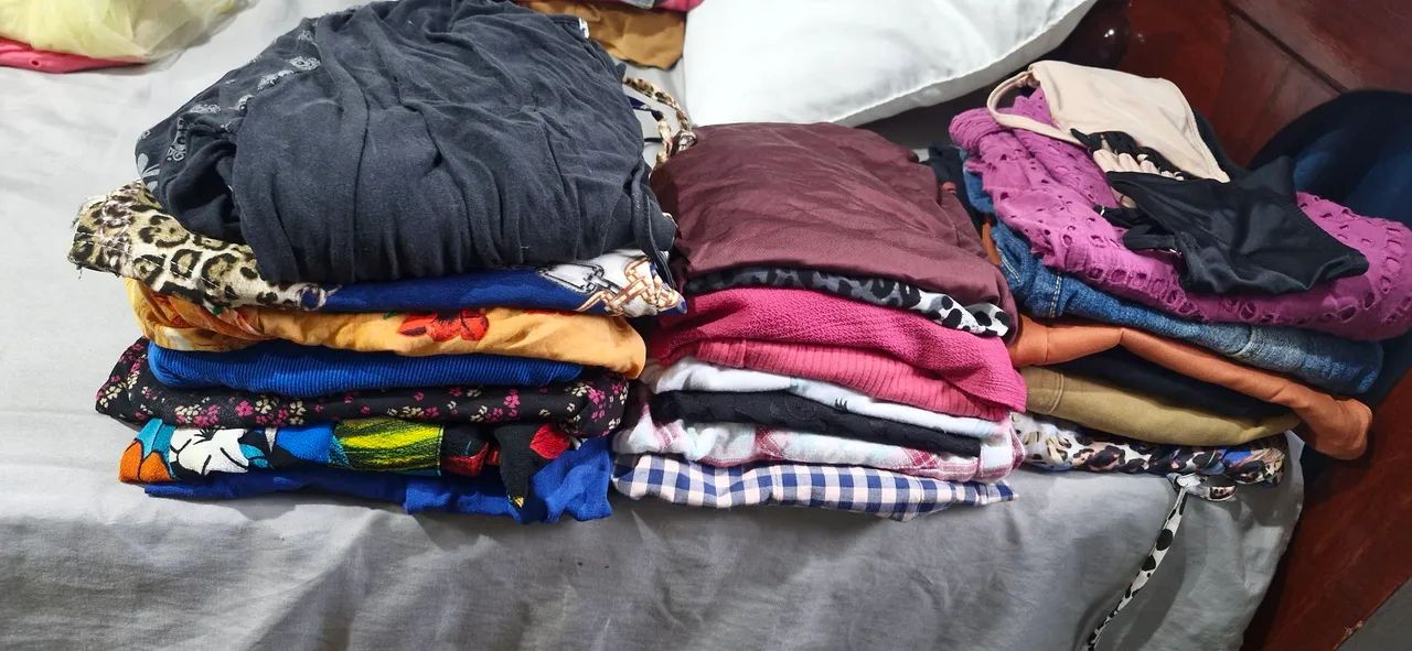 Desapego roupas mulher 34 peças  - Foto 2