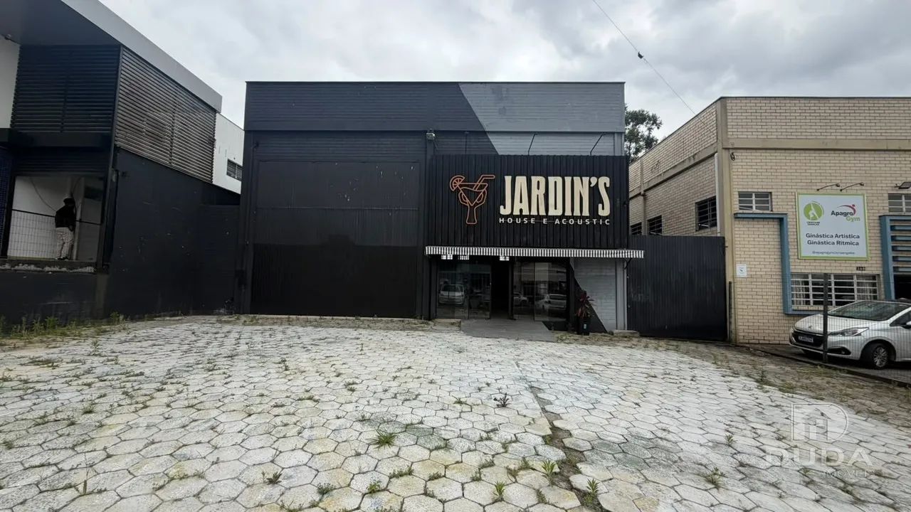 Galpão para Locação - 300 m²