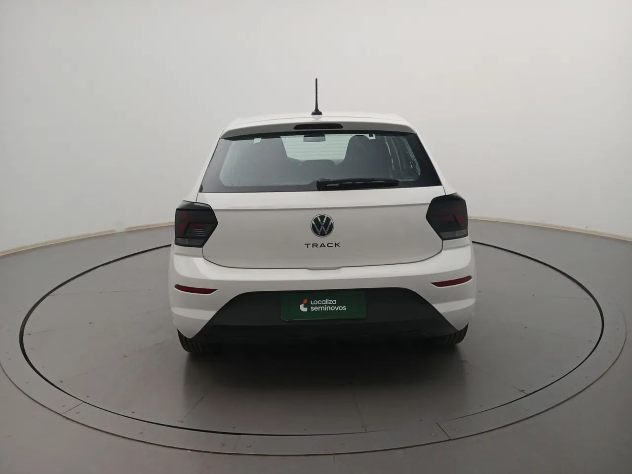 Volkswagen Polo Track 1.0 Flex 12V 5p, foto 4 de 18