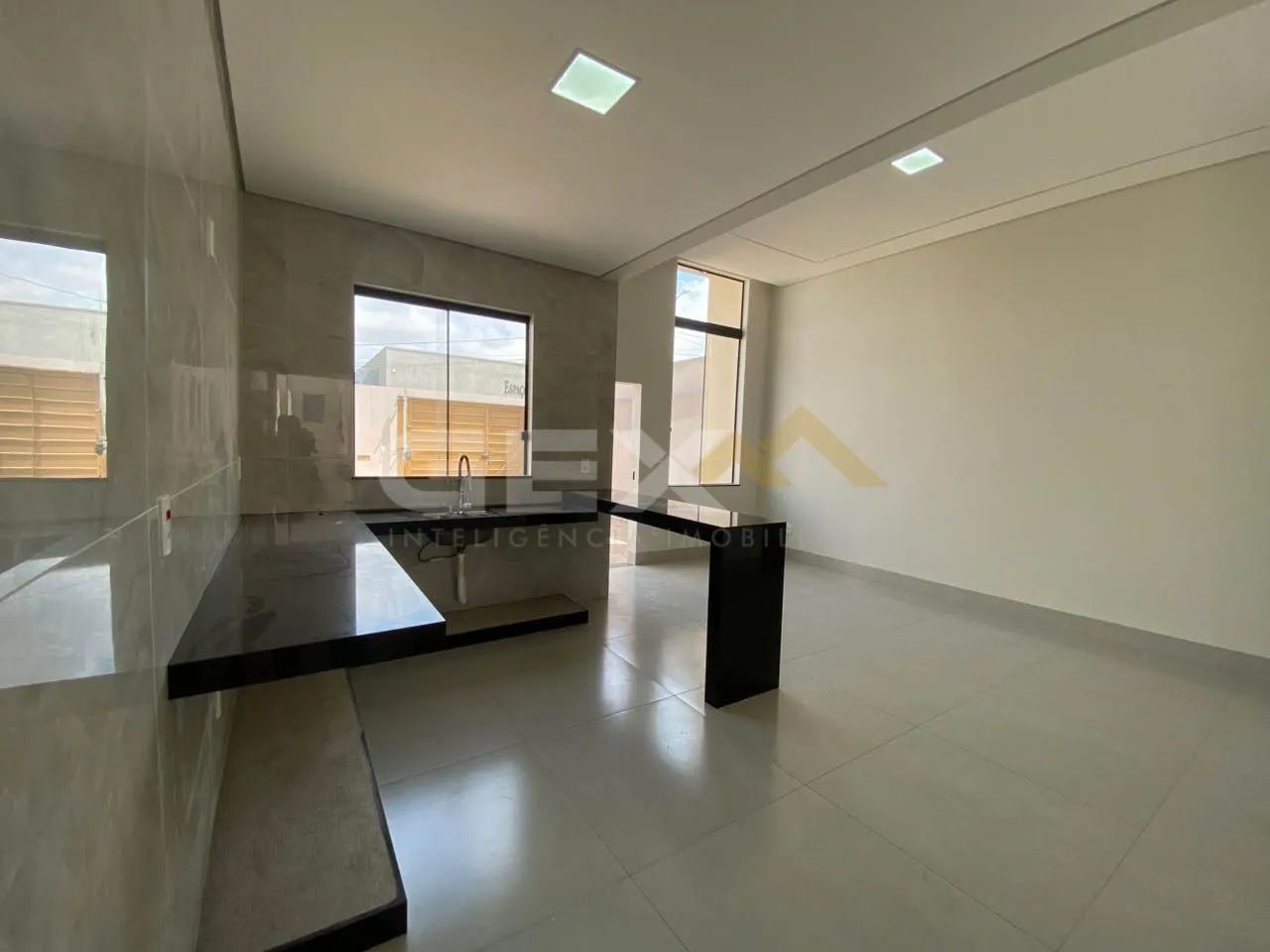 Casa à Venda com 03 Quartos no Bairro Fabio Notini em Divinópolis MG. - Foto 2