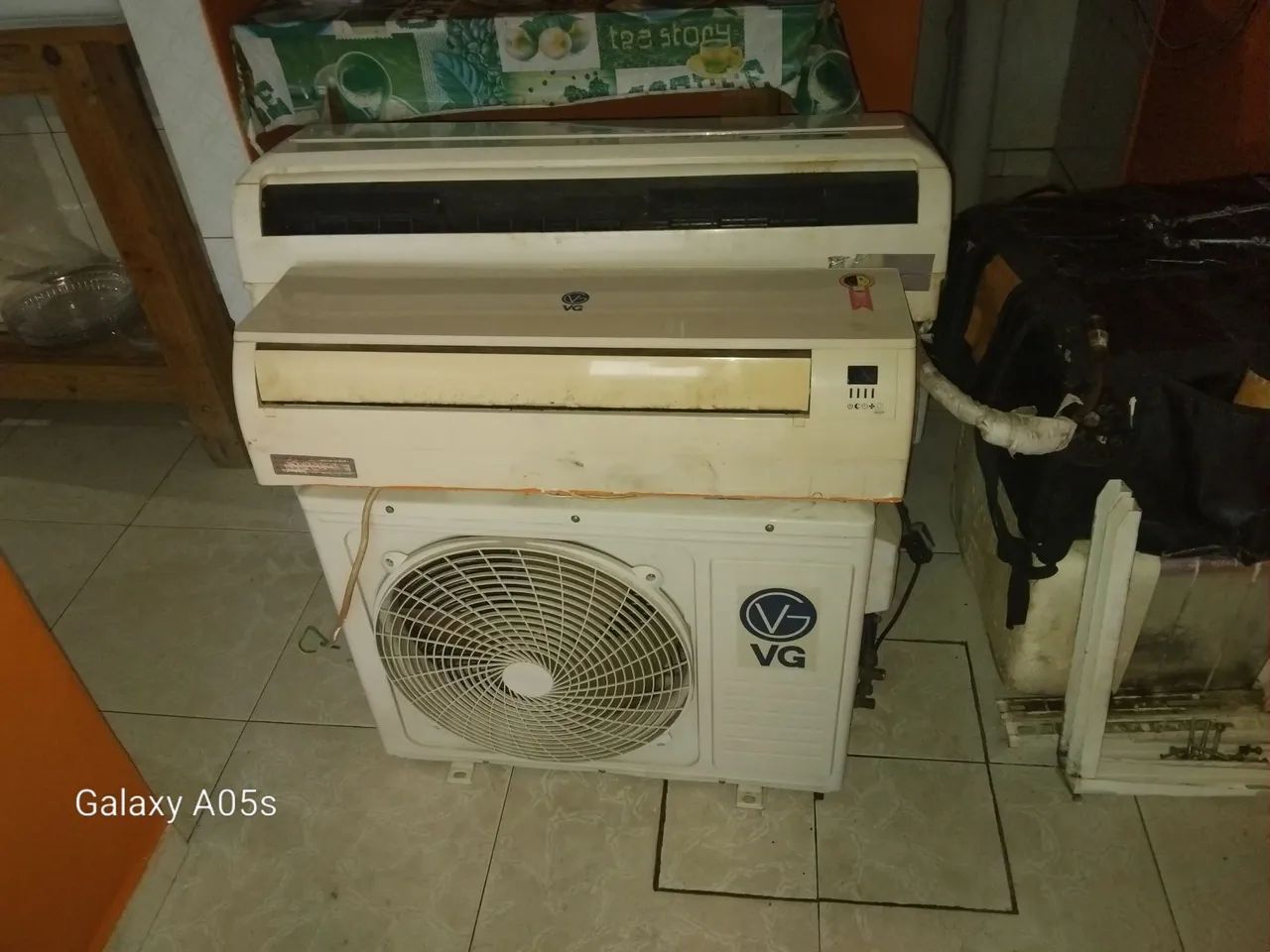 Ar condicionados 12 e 18