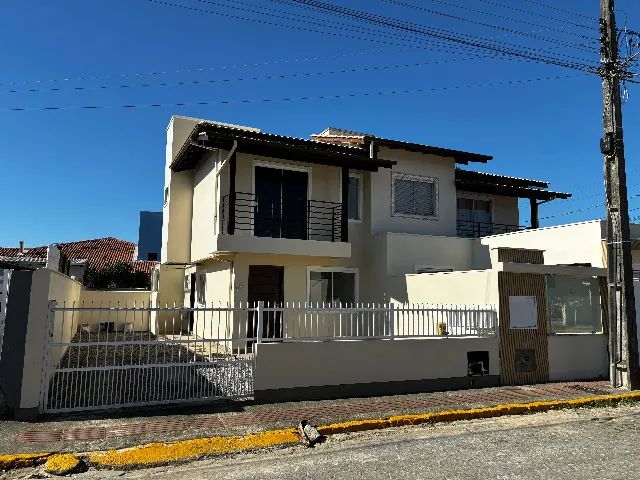 Sobrado Charmoso e Funcional com Pátio Privativo e 2 quartos! - Foto 2