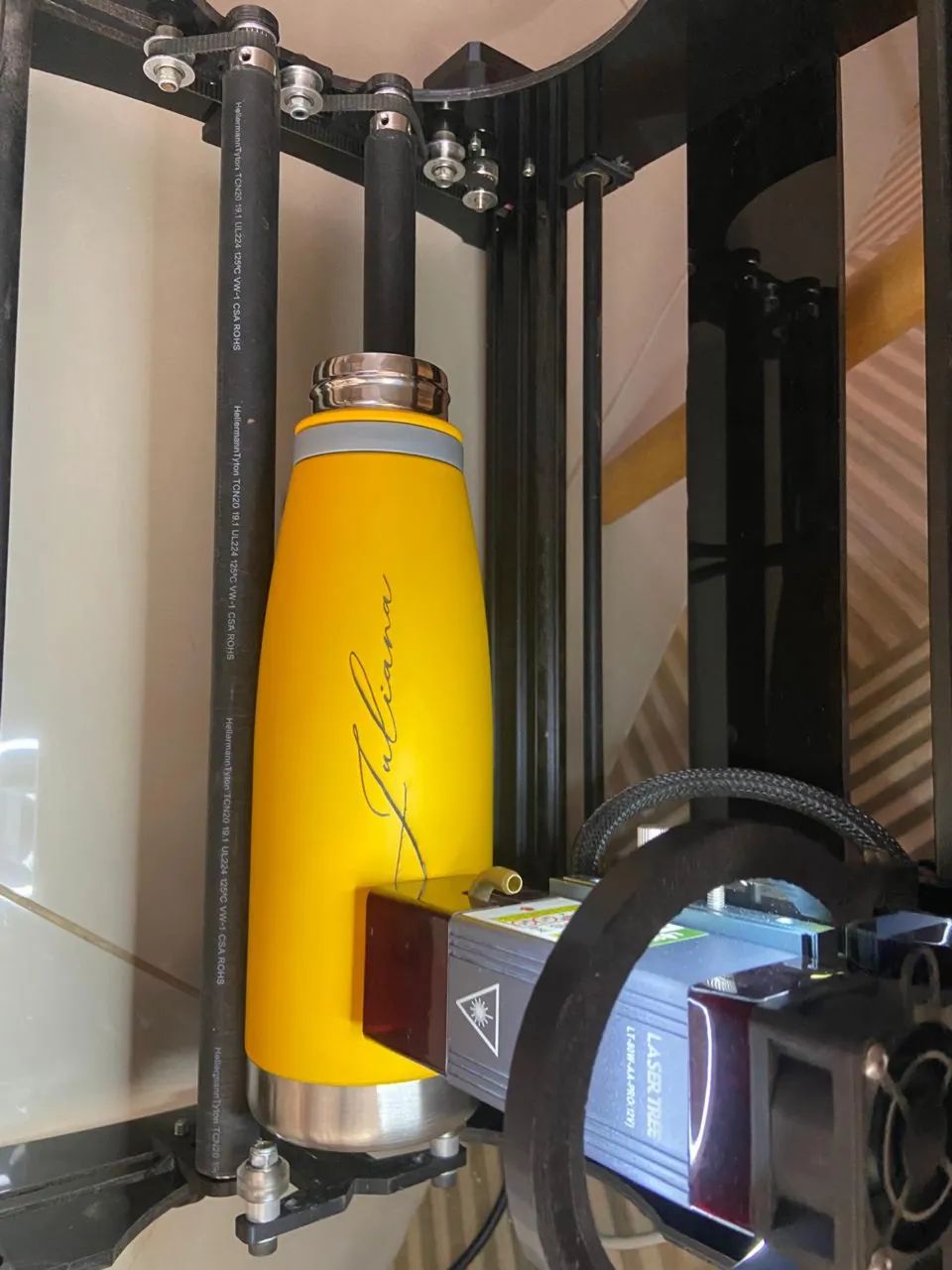 Máquina de gravação a laser 