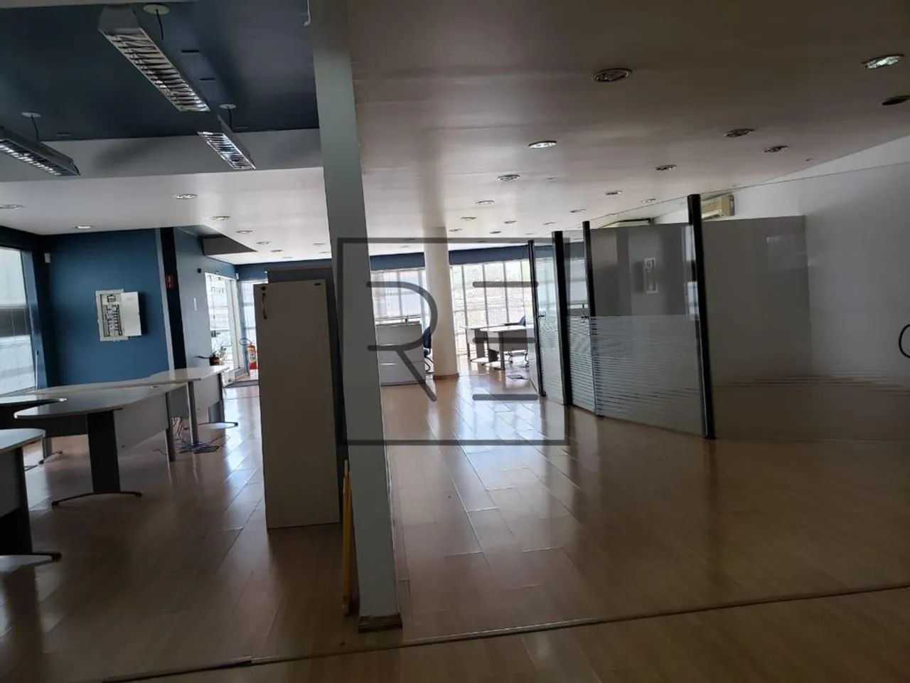Sobrado para locação em Campinas, Nova Campinas, com 4 quartos, com 380 m² - Foto 2