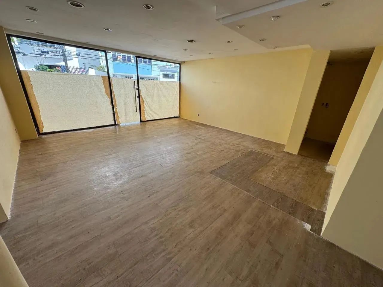 Loja para aluguel tem 170 metros quadrados em Graça - Salvador - BA - Foto 2