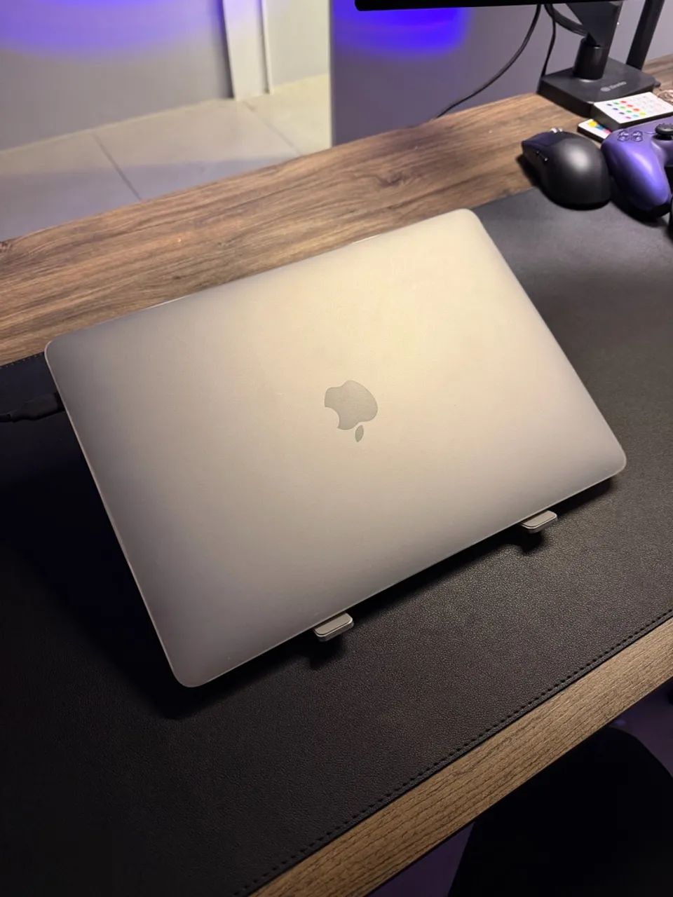 MacBook Air M1 256GB Prata - EXTRA