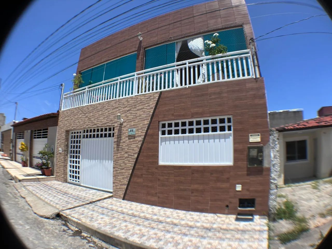 Casa de andar no condomínio sinai 1
