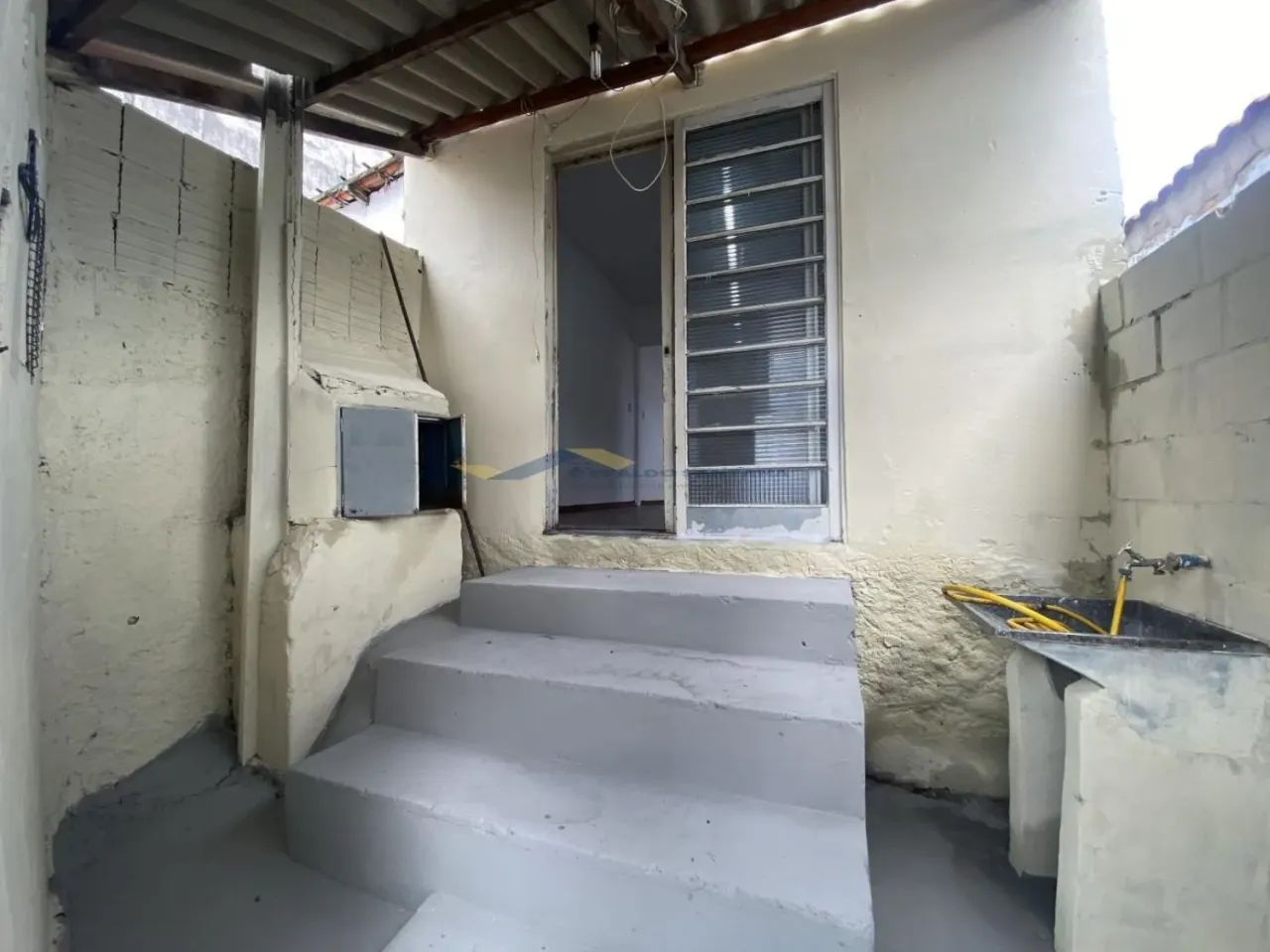 Casa para alugar com 01 quarto - Vila Flora - Salto/SP.