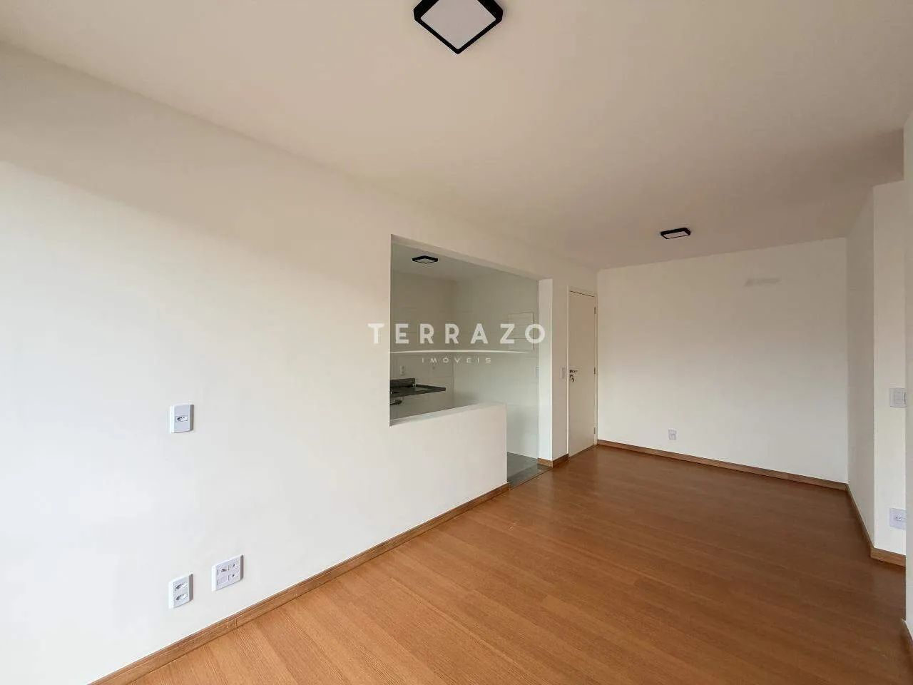 Apartamento 2 Quartos com Varanda em Teresópolis  Várzea/Ermitage - Foto 2
