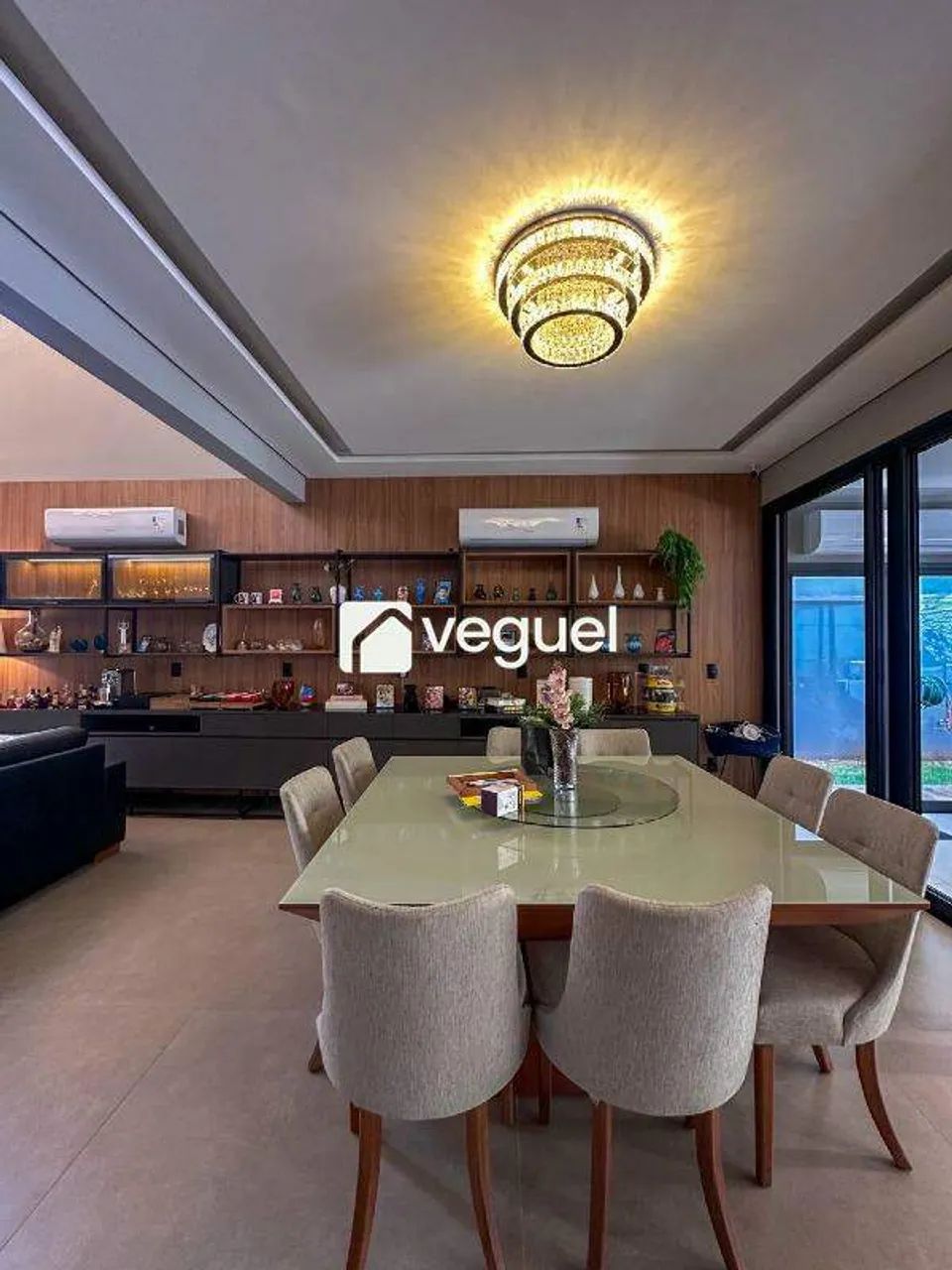 Casa de 347,04 m² com 4 suítes mobiliada para alugar no Alphaville em Ribeirão Preto/ SP