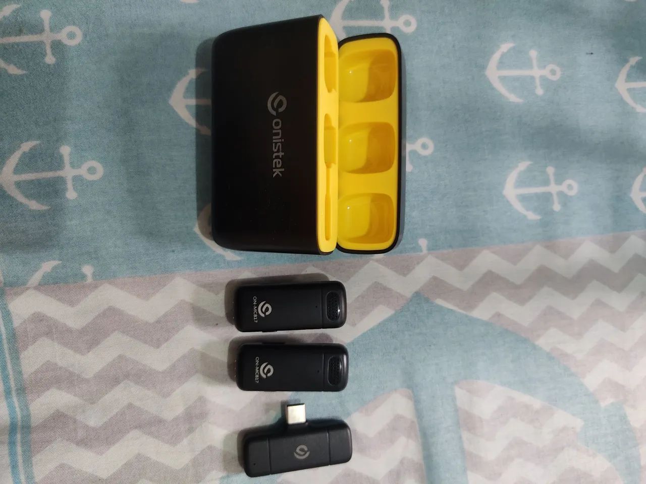 Microfone de lapela Onistek
