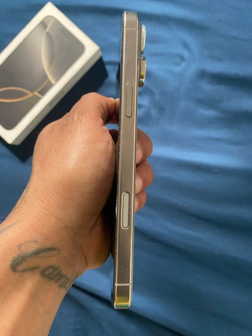 IPHONE 16 PRO MAX  - Foto 2