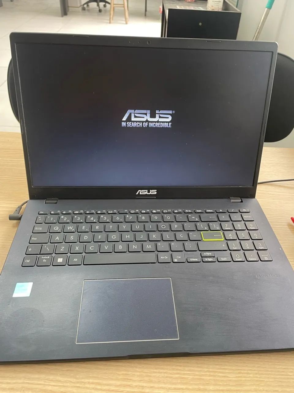 Notebook Asus E510k  - Foto 4