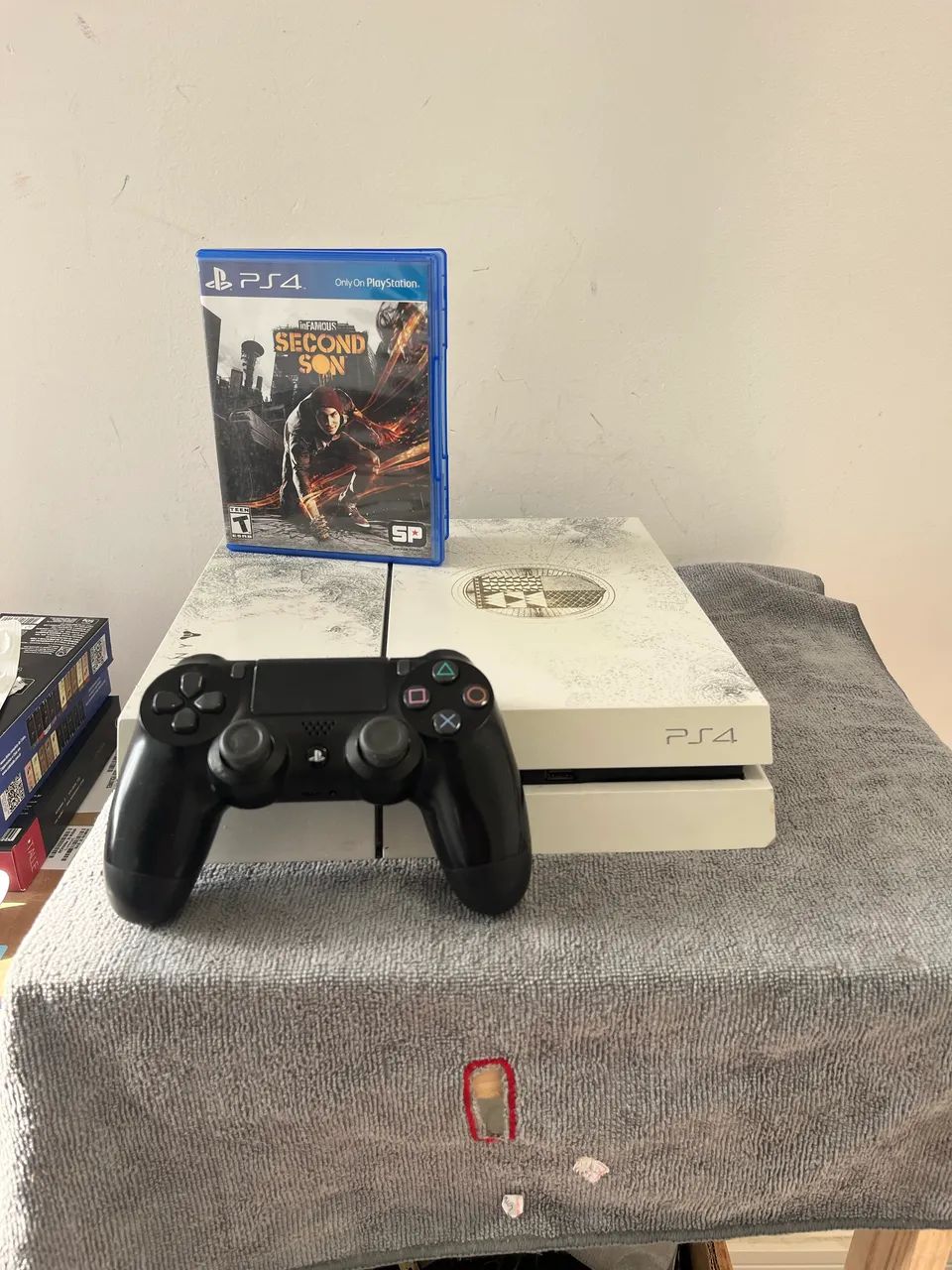 PlayStation 4 destiny 2tb  - Foto 4