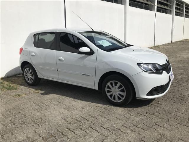 Sandero completo 2016 5 mil + 699 - Foto 5