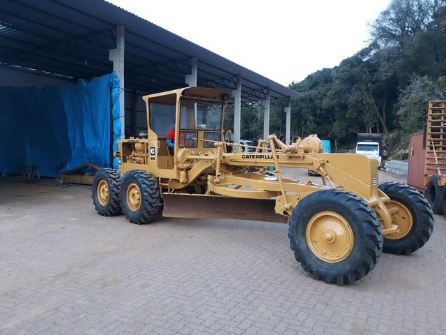 Motoniveladora CAT 120B Excelente