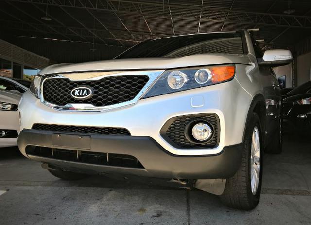 Kia Sorento EX2 3.5 4X4 C/Teto Solar. Prata 2012/2013 - Foto 2