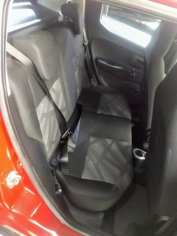 Lindo Fiat Mobi 1.0 Fire 2018 completo ( km baixo ) - Foto 6