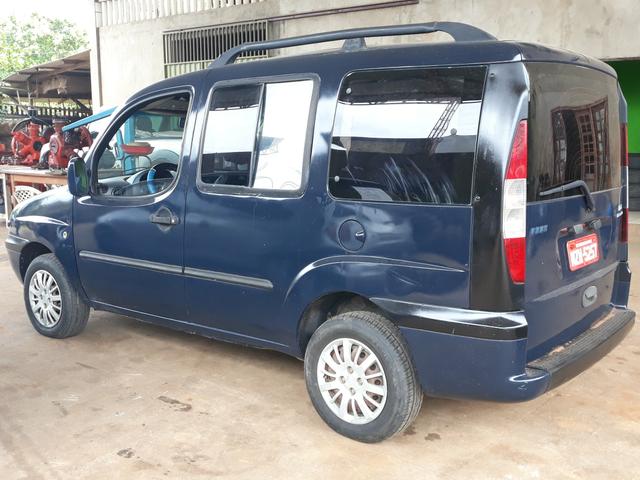 Vendo ou troco Doblo 2002 - Foto 2